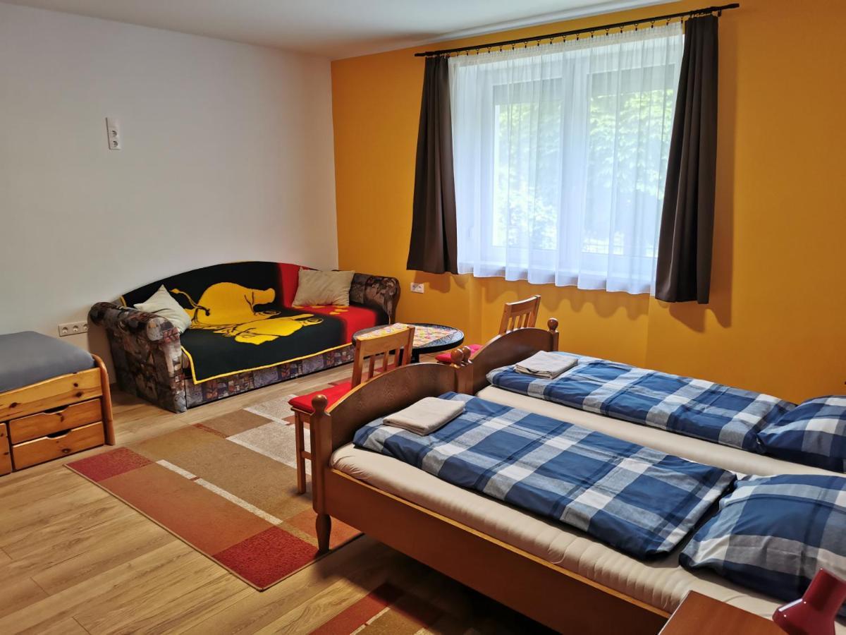 Guest house Glazer Szallas *