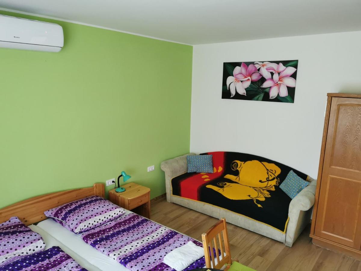 Guest house Glazer Szallas *