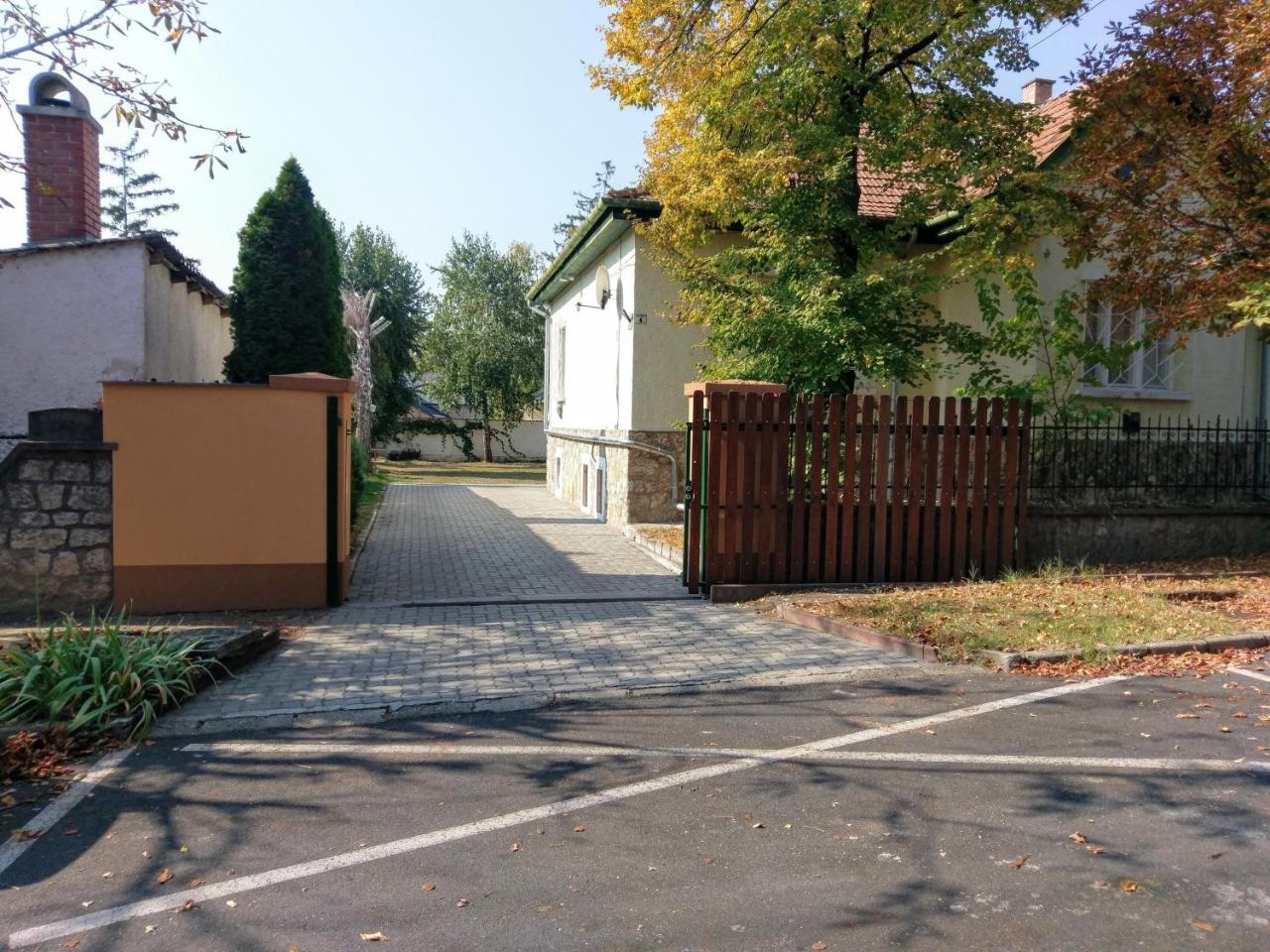 Guest house Glazer Szallas *